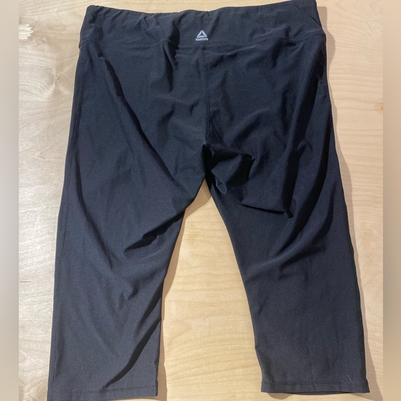 Reebok Black Workout Capris 2X (NH) - Picture 8 of 8